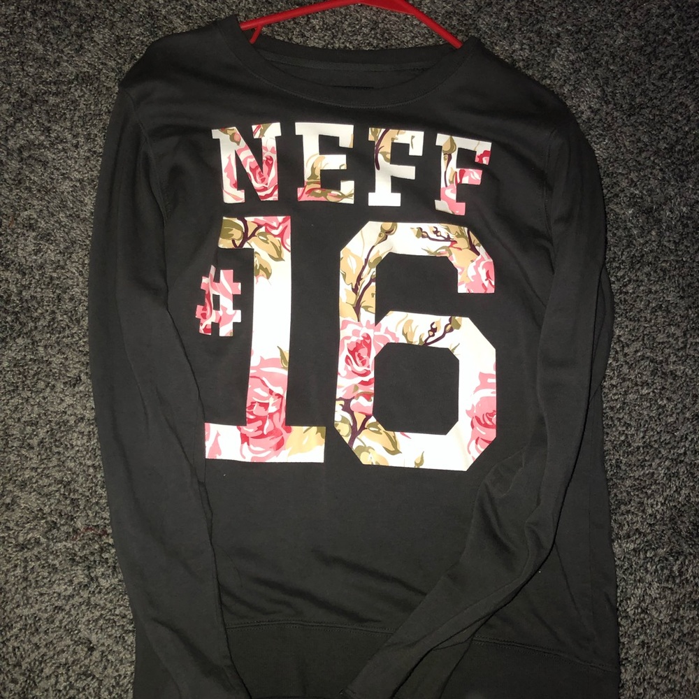 Crew neck